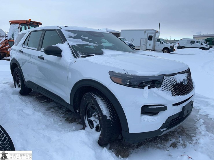 2025-ford-explorer-image-3