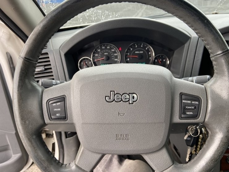 2005-jeep-grand-cherokee-limited-image-26