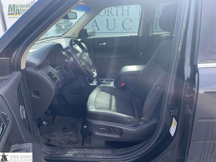 2013-ford-flex-image-13