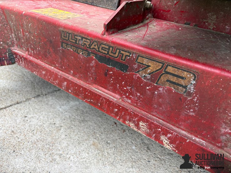 2019-exmark-lzx921gka726c1-72"-zero-turn-mower-image-16