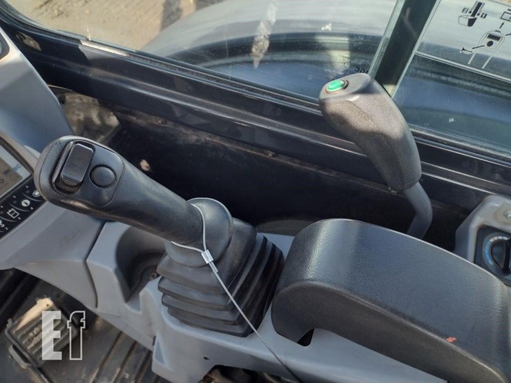 kubota-kx040-4-image-9