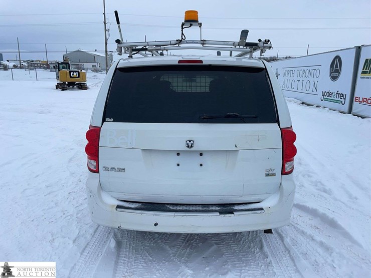 2015-ram-c/v-image-4