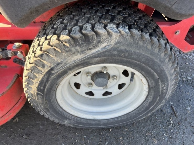 2011-gravely-proturn-48-image-11