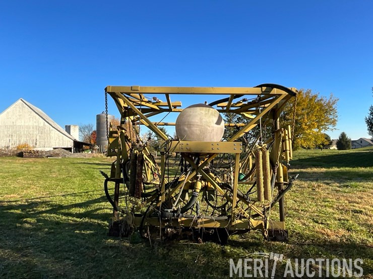 70ft.-sprayer-boom-image-3