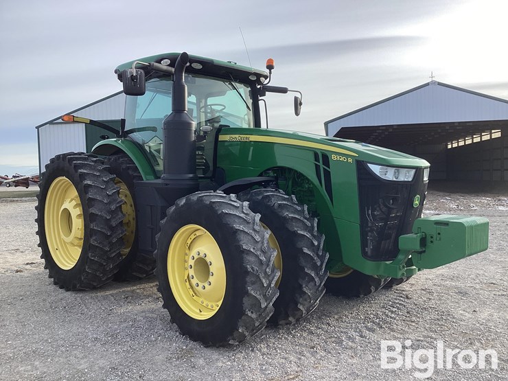 2014-john-deere-8320r-image-3
