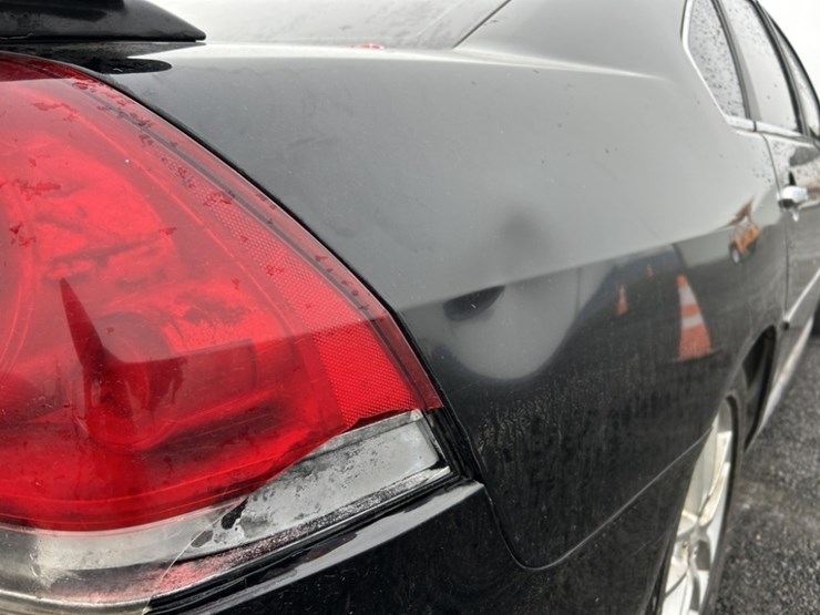 2013-chevrolet-impala-ltz-sedan-image-36