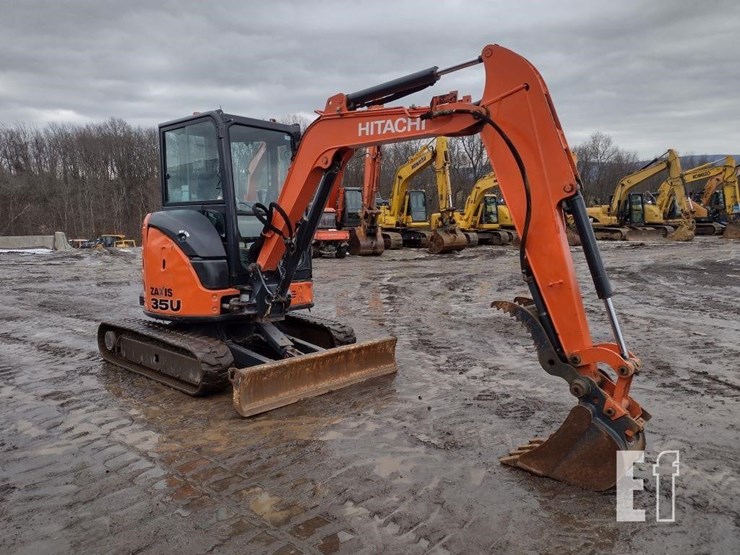 2014-hitachi-zx35u-image-48