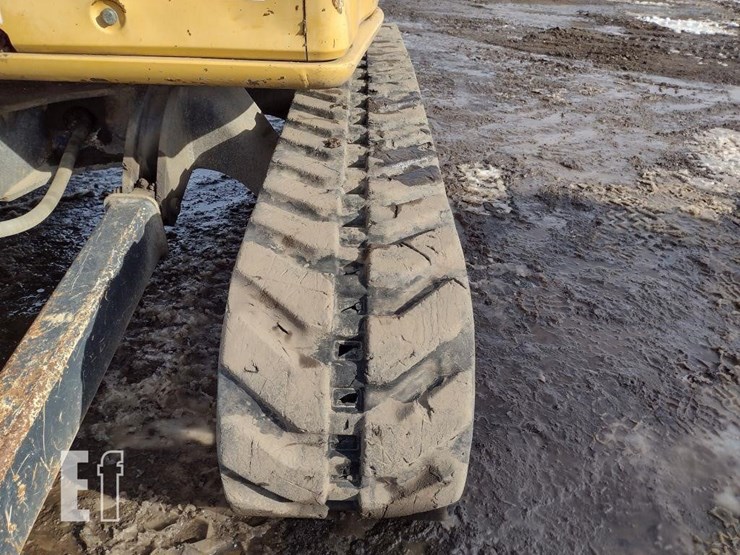 2013-deere-35d-image-33