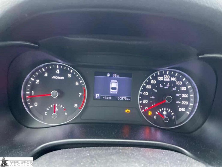 2019-kia-forte-fe-image-8