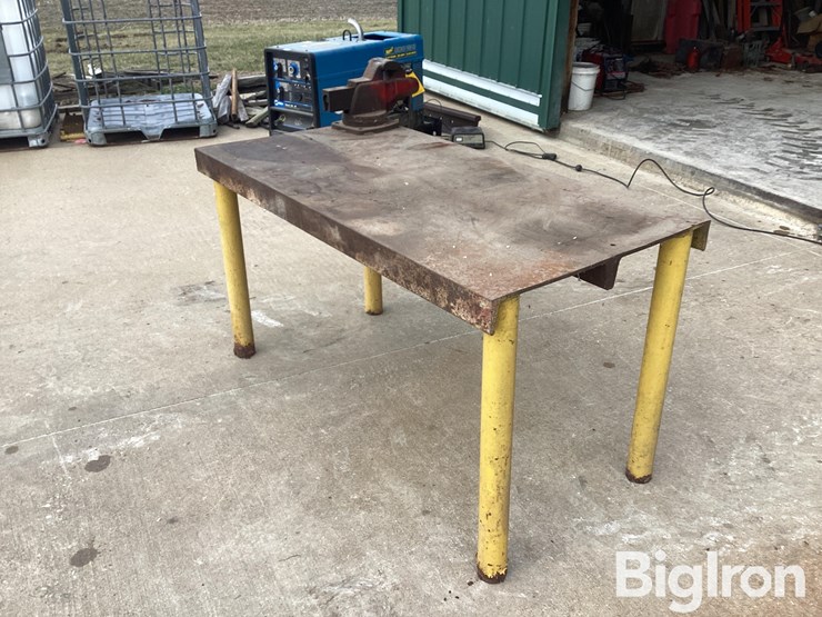 heavy-duty-metal-work-bench-image-5