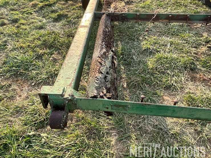 john-deere-implement-trailer-image-26