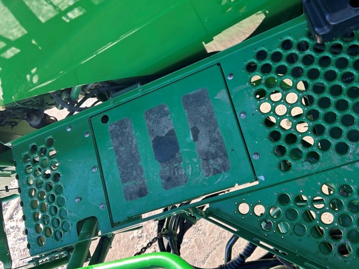 2013-john-deere-4940-image-64