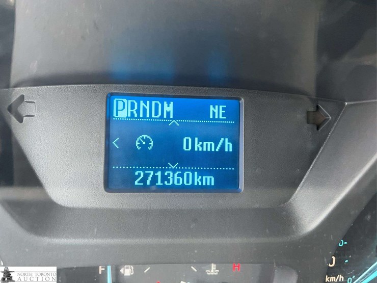 2016-ford-transit-image-55