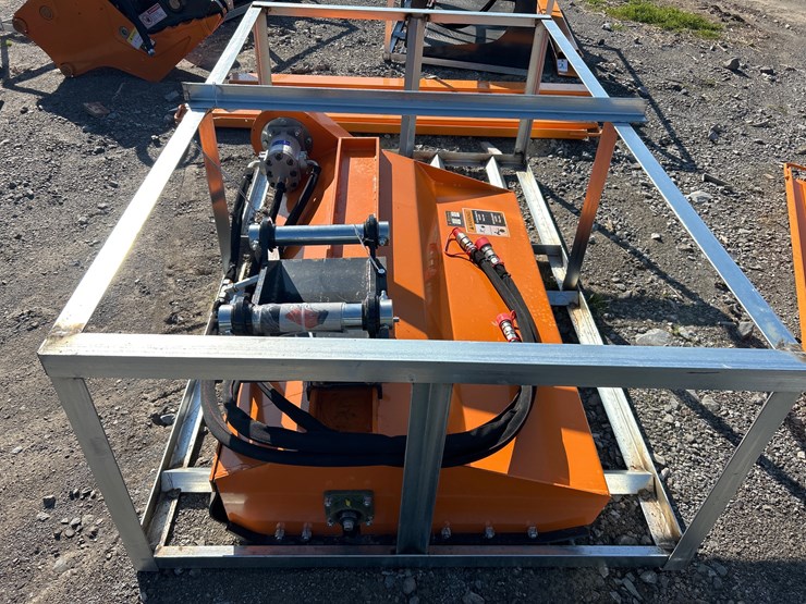 #20-•-wolverine-excavator-flail-mower-image-4