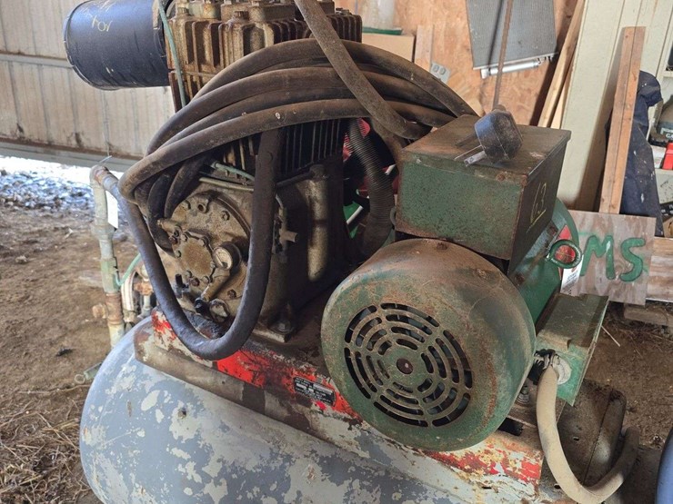 30-gallon-air-compressor-with-motor,-needs-work-image-6