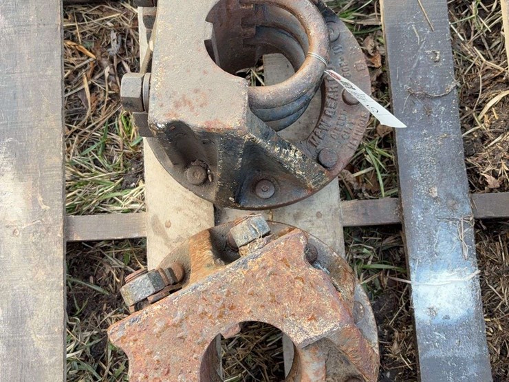 wheel-hubs-for-3-1/4"-axle-image-1