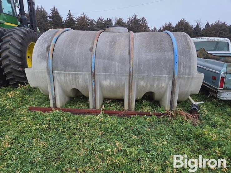 poly-storage-tank-image-6