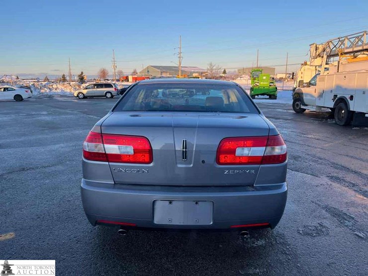 2006-lincoln-zephyr-image-5