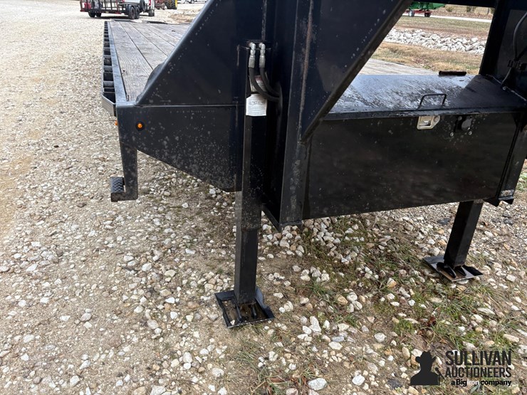 2018-lamar-fg02322c-32'-t/a-gooseneck-flatbed-trailer-image-13