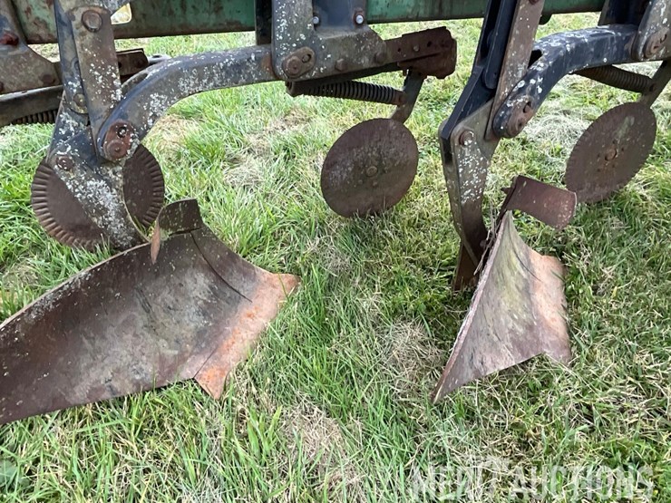 john-deere-2700-image-37