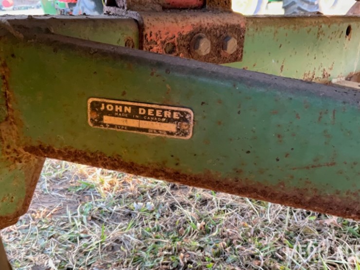 14ft.-hay-rack-on-john-deere-running-gear-image-12