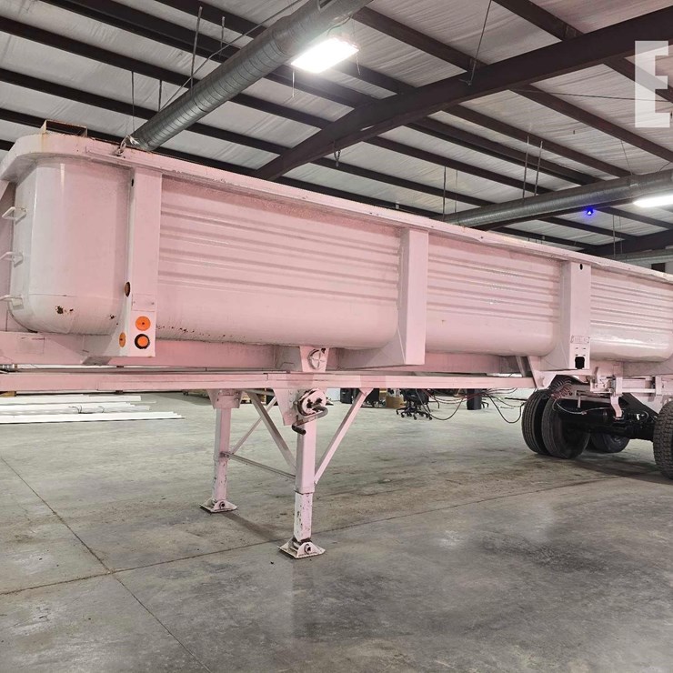 1996 CLEMENT END DUMP