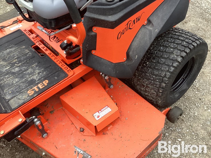2015-bad-boy-outlaw-72”-ztr-lawn-mower-image-16