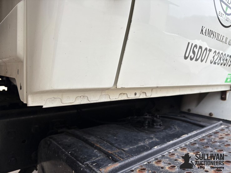 2004-international-7400-image-20