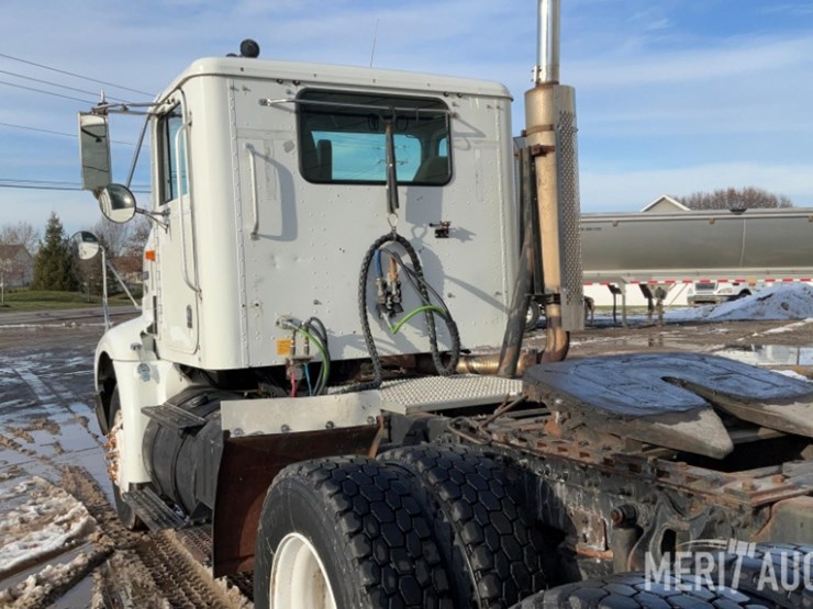 1999-international-9100-image-26