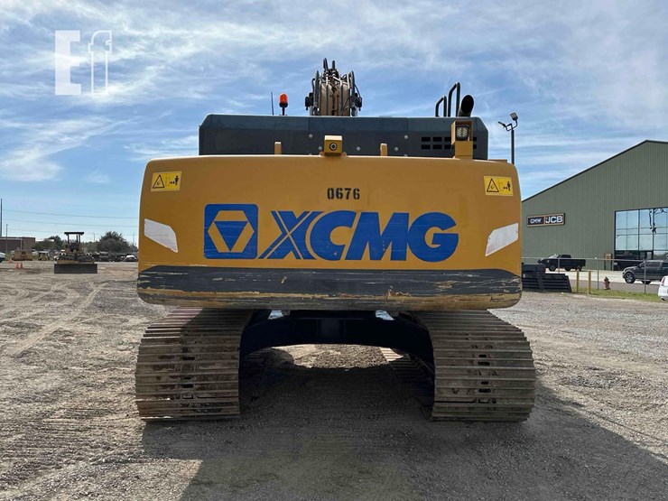 2023-xcmg-xe210u-image-8