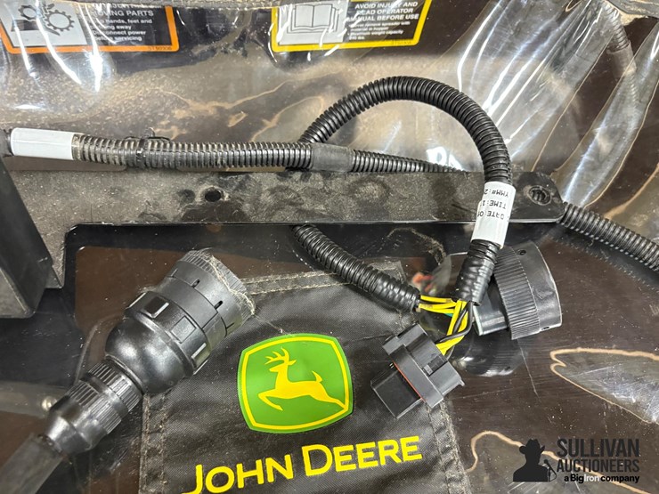 john-deere-gator-image-19