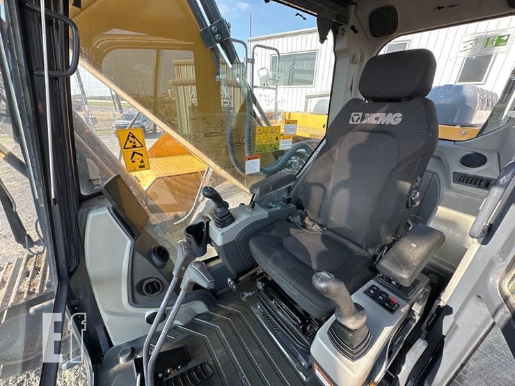 2022-xcmg-xe300u-image-15