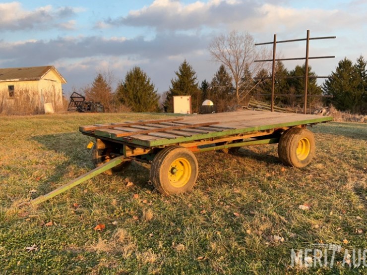14ft.-hay-rack-on-john-deere-running-gear-image-1