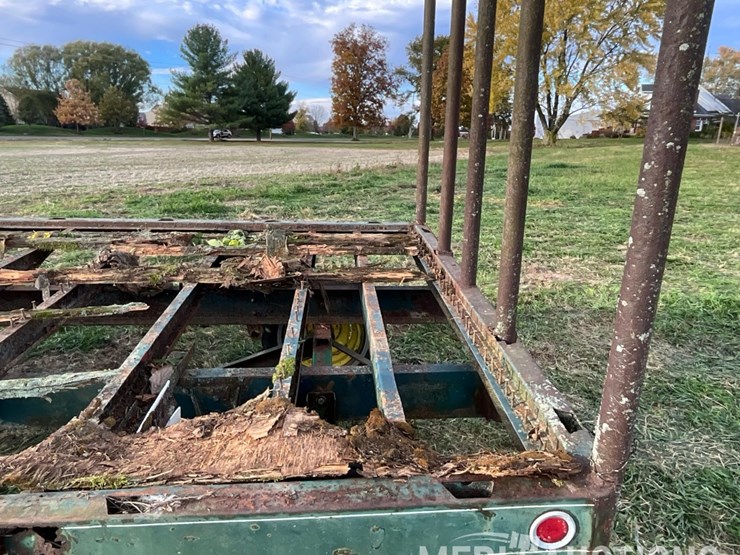 hay-rack-on-john-deere-running-gear-image-23