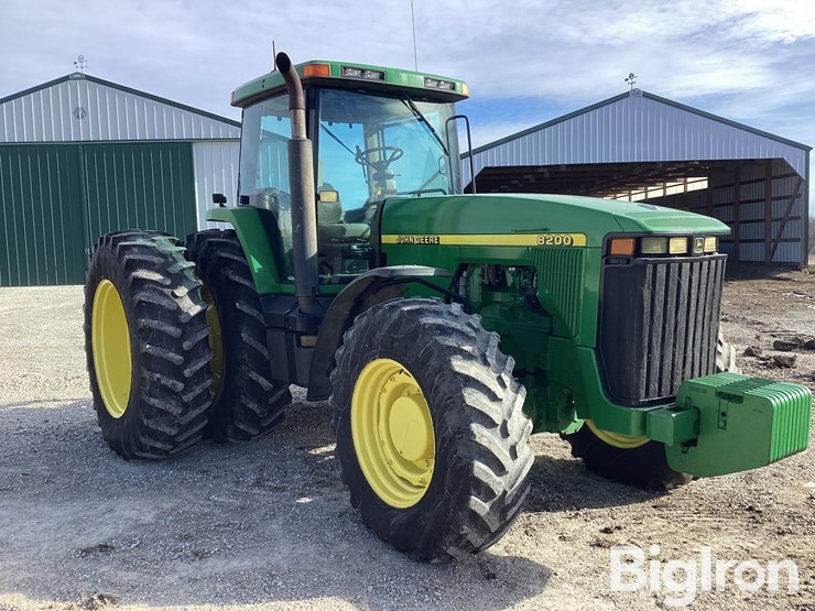 1995-john-deere-8200-image-3