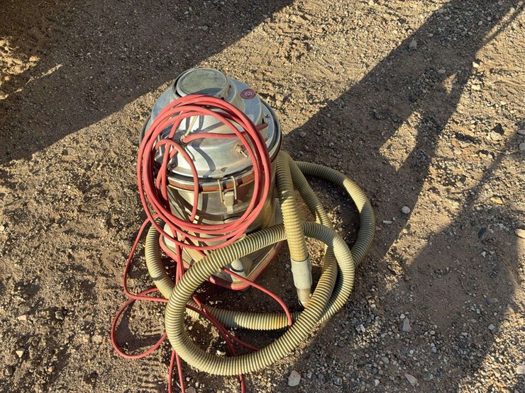 clarke-vacuum-image-6