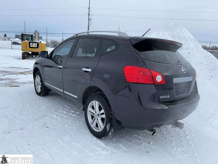 2013-nissan-rogue-image-6