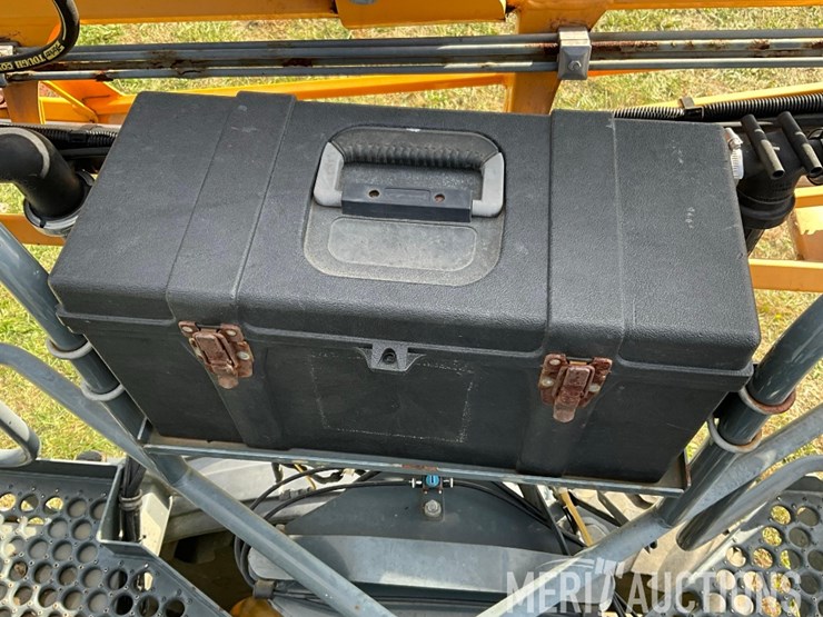 2010-hagie-sts14-image-60