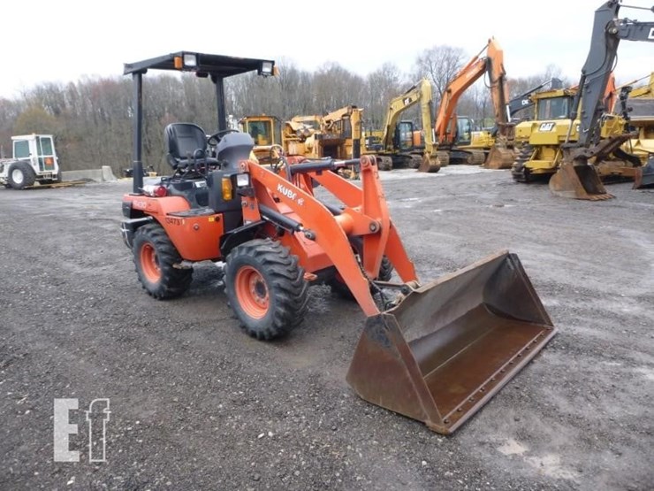 2019-kubota-r430-image-25
