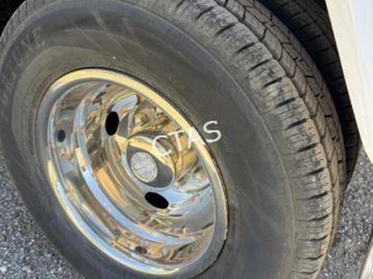 2011-ford-f350-image-21