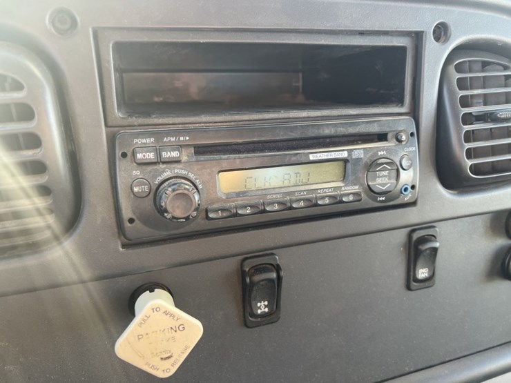 2014-vactor-2100-image-32