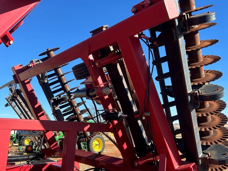 #4-•-2019-mcfarlane-5124-image-16