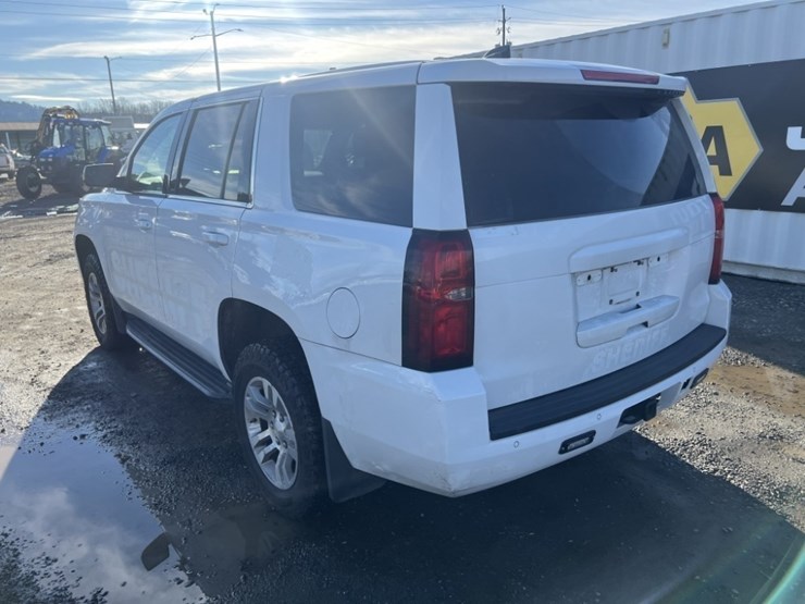 2018-chevrolet-tahoe-image-6