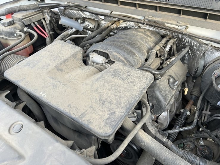 2016-chevrolet-silverado-1500-image-11