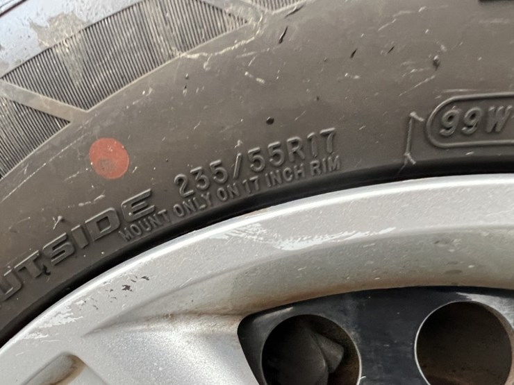 2014-chevrolet-impala-sedan-image-16