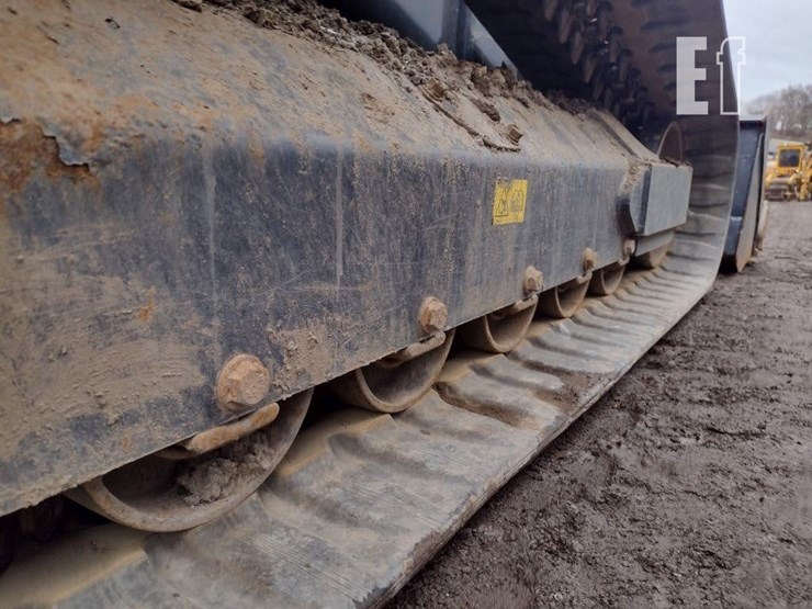 2017-kubota-svl95-2s-image-31