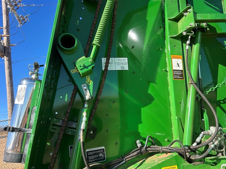 john-deere-460m-image-10