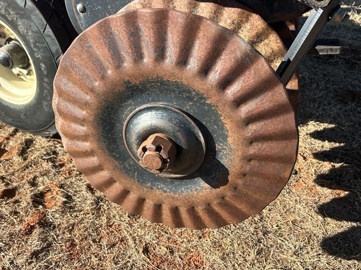 #4-•-2019-mcfarlane-5124-image-7