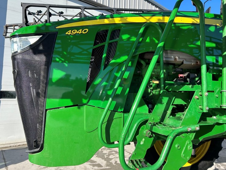 2013-john-deere-4940-image-27