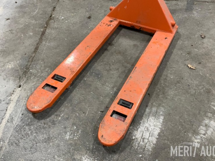 2.5-ton-haul-master-pallet-jack-image-2